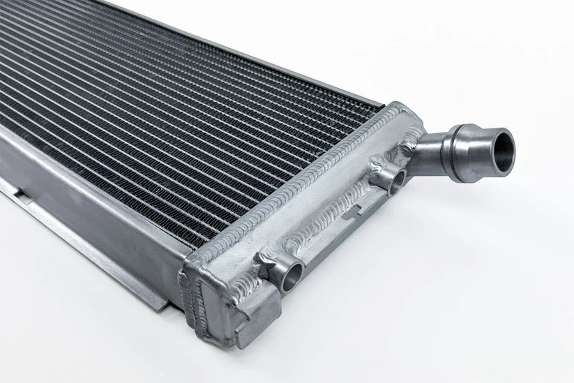 CSF Porsche 992 911 High-Performance All-Aluminum Radiator (Center)
