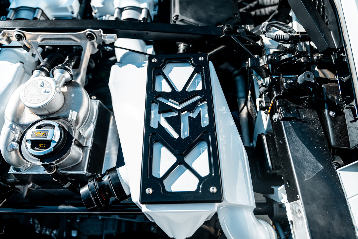 KLM RACE Audi R8 Twin Turbo Kit