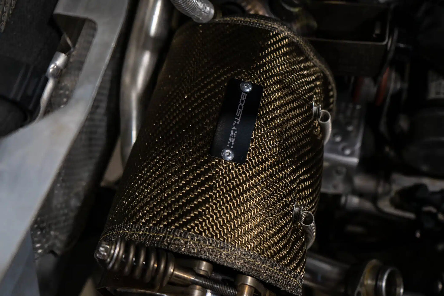 Boost Logic Universal V10 Header Blanket