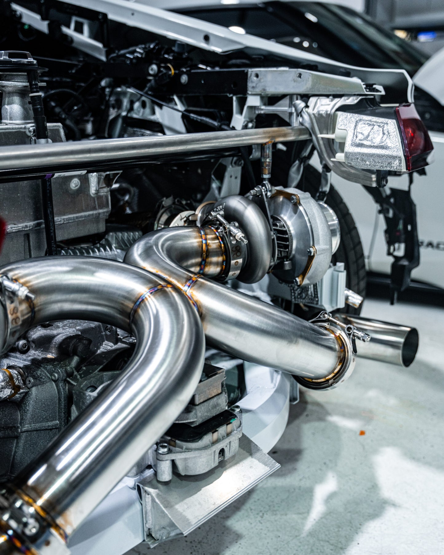 KLM RACE Audi R8 Twin Turbo Kit